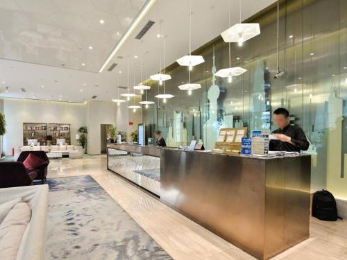 Shanghai Bund South China Harbour View Hotel – Shanghai, DC