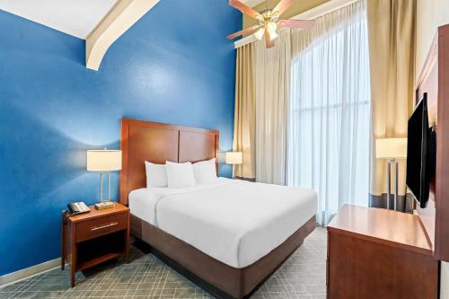 Comfort Suites Mobile East Bay - main image