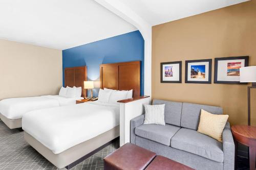Comfort Suites Mobile East Bay - image 7