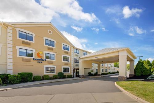 Comfort Inn River's Edge