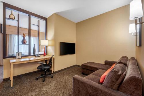 Cambria Hotel Akron - Canton Airport in Uniontown, USA