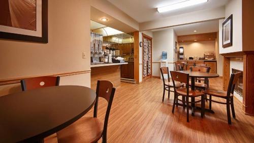 Best Western River Terrace in Cheboygan, USA
