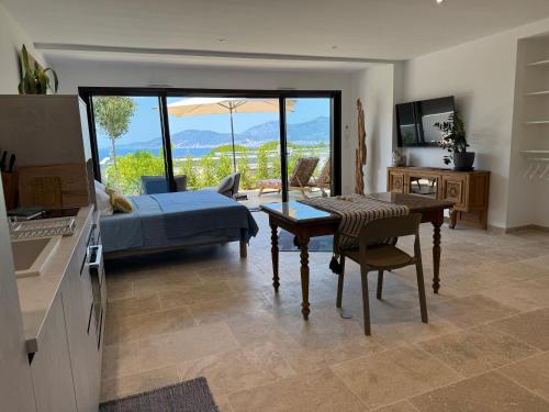 Domaine LUMISTELLA 2 in 格罗塞托布吕尼亚