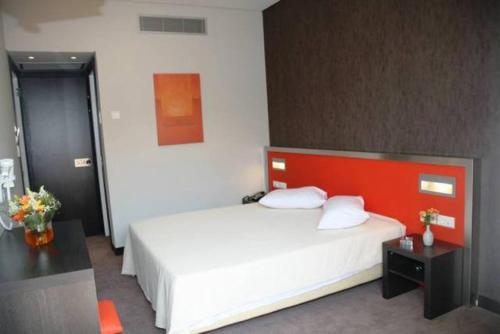 Hotel Des Roses - image 3