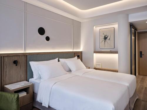 Electra Hotel Athens - image 14