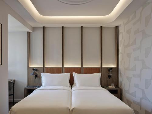 Electra Hotel Athens - image 7