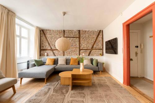 Perfect Super Central 2BR Apartment