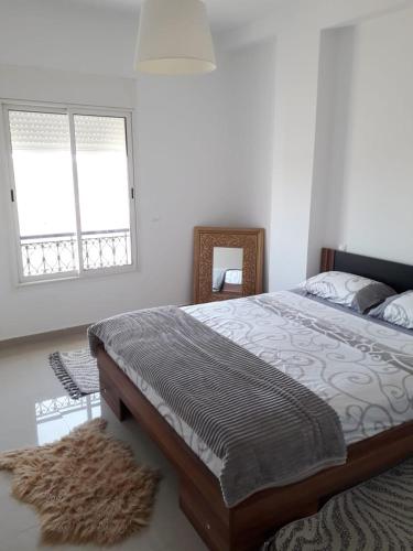 Appartement neuf, lumineux et calme, entierement meuble in Gzennaia