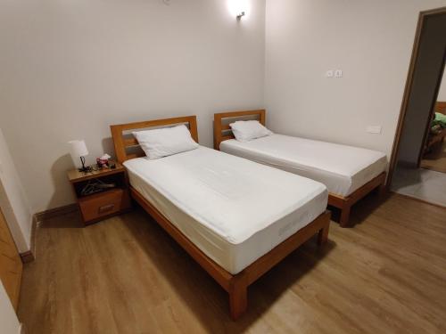 Pine Edge by T2R - Luxury Duplex Apartment Private Parking & Stunning Views in Khaira Gali near to Nathia Gali & Muree - image 9