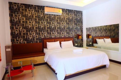 SC Resort Hat Yai SC Resort Hat Yai is perfectly located for both business and leisure guests in Hat Yai. The property offers a high standard of service and amenities to suit the individual needs of all travelers. Serv