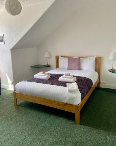 4 Friends House - image 10