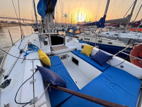 Lisbon Cosy Boat, Лиссабон