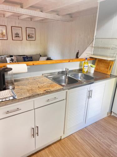 Domek Letniskowy in Karwienskie Bloto Drugie