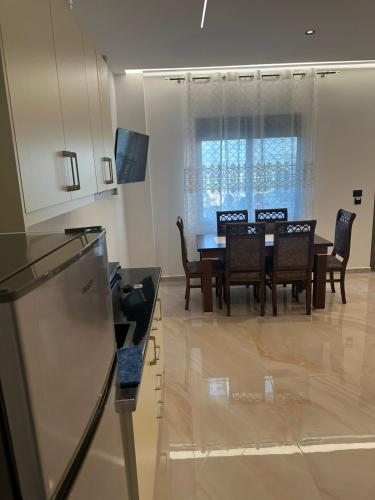 One-Bedroom Apartment image 10