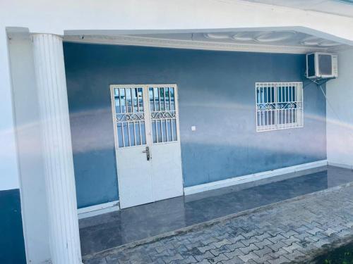 Hotel Résidences des Hotes (Hotel Residences des Hotes) in Крібі