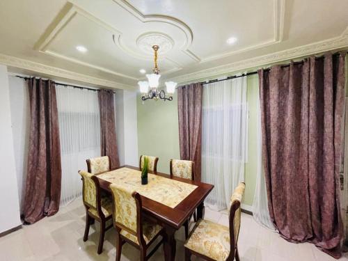 Hotel Résidences des Hotes (Hotel Residences des Hotes) in Крібі