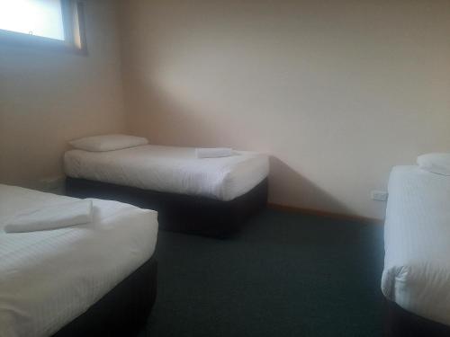 Family Room image 6