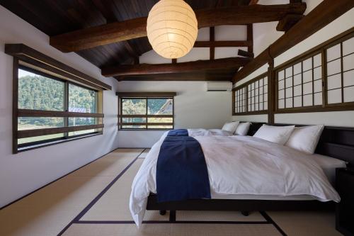 IZA cominca 有田邸