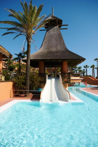 Aparthotel Novo Resort - 수영장