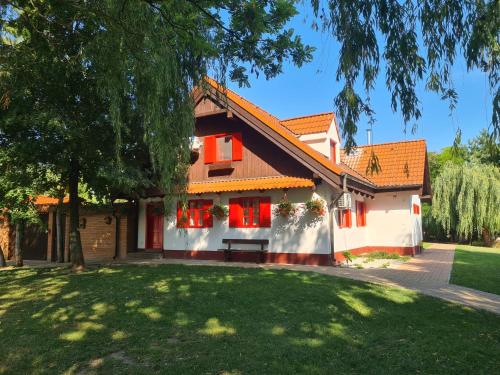 Viesnīcas āriene, Havko, Kendereš 309, Jatov (Havko, Kenderes 309, Jatov) in Rastislavice