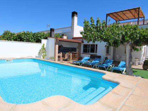 Casa cerca del mar con piscina privada, wifi, aire opcional, mascotas bienvenidas, playa para perros - ES-184-26