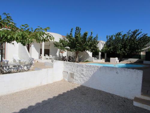 Casa cerca del mar con piscina, acepta mascotas, playa para perros, wifi y aire opcional - ES-184-5 in Riumar