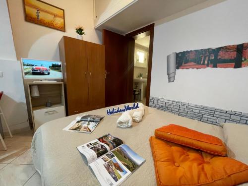 One-Bedroom Apartment image 7