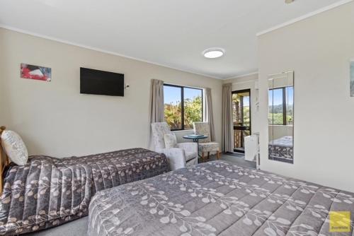 Waitomo Caves Guest Lodge in Waitomo