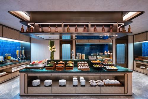 Restaurant, Orange crystal Beijing Changying Fudi V Center Hotel in Communication University of China/Guanzhuang