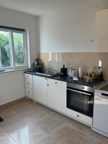 Seaview apartment Bava in 扎頓