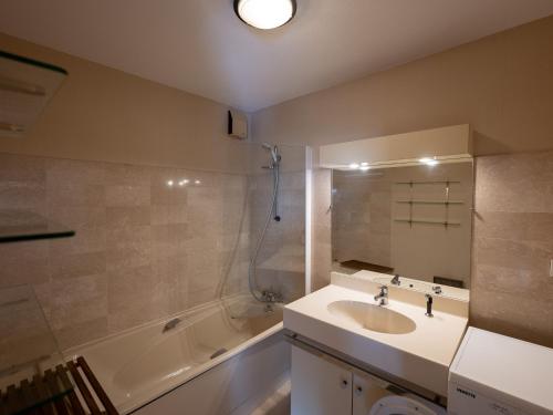 Apartment image 5