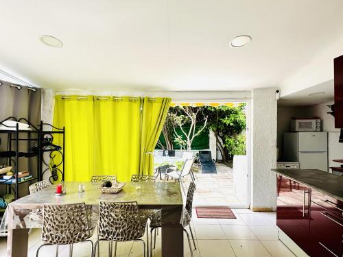 5060- CASA PETITE, EN ZONA TRANQUILA, A.A. SALON Y PISCINA COMUNITARIA. - ES-258-150 gîte à louer les Torroelles