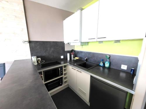 Apartment image 10