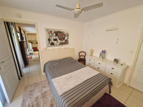 Apartment image 5