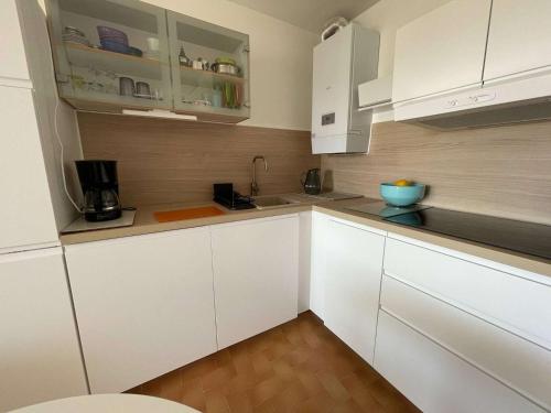 Apartment image 6