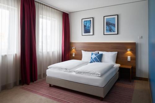 GHOTEL hotel & living Essen - image 11