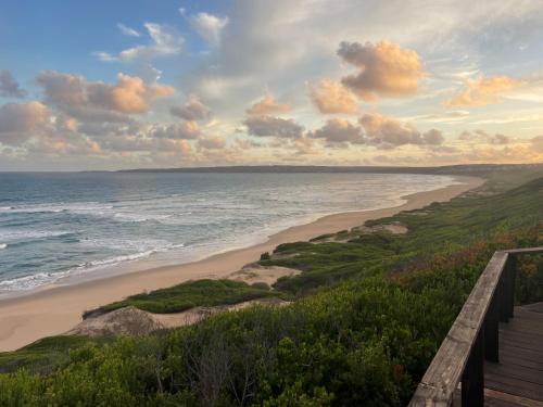 Strand, Wild Comforts at Springerbaai in Boggomsbaai