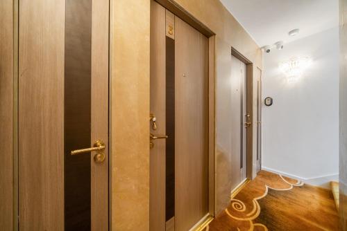 Sophisticated Luxury 2 Bedroom Apartment in Mayfair H5 - image 11