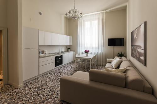  Alighieri Theatre Charming Suite, Pension in Ravenna