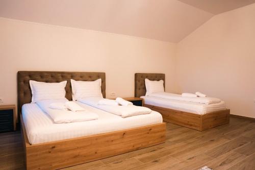 Two-Bedroom Villa image 8