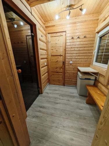 Atokvėpis Alantos kaime (Atokvepis Alantos kaime) in 阿蘭托斯