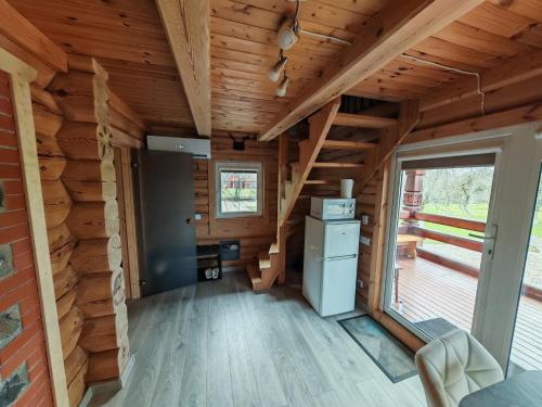 Atokvėpis Alantos kaime (Atokvepis Alantos kaime) in 阿蘭托斯