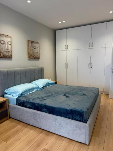 Flos Apartament - image 4