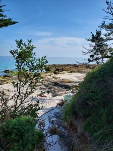 沙灘, Baradoz in 拿伏爾富埃南