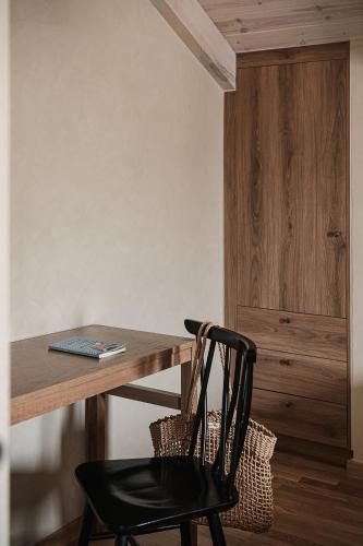 Two-Bedroom Superior Apartment image 1