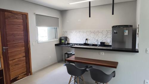 Flats para temporada, modernos e equipados em condomínio! (Flats para temporada, modernos e equipados em condominio!) in ปันตานัล