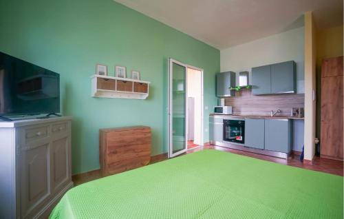 Beautiful Apartment In Imperia With Wifi in Poggi