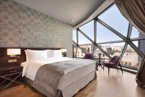 Wyndham Grand Tbilisi near Örményország Múzeuma