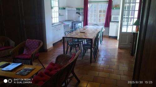 Maison de maître (Maison de maitre) in 沙布雷