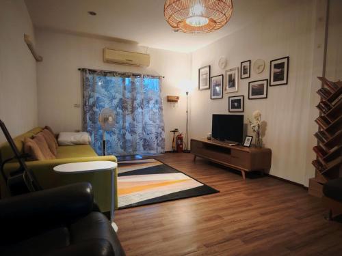 Chao phraya riverfront house Baan Rimphraya, Bangkok (foto 8)